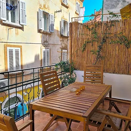 Art, Soul And A Fantastic Terrace Hotel